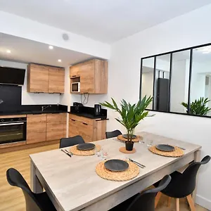  Appartement T2 Cosy En Centre-ville Proche Du Avec Balcon France